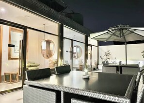 Basic Double Room, Hill View | Outdoor dining - La masion rose hill (Ashigarashimo District)