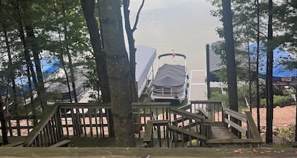 Family-friendly, rustic cabin overlooking the lake at Oak Grove Resort in Chetek