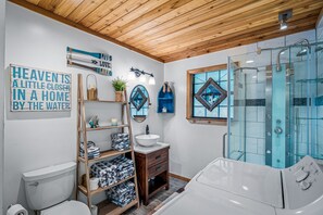 Shower, hair dryer, towels - Drop A Line – Riverfront Relaxation on Little Riverer (Mentone)