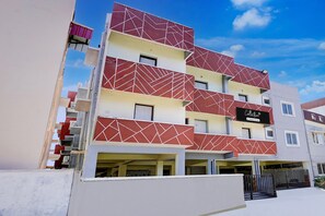 House | Exterior - Deluxe Super Collection O Sathyabama University (Chennai)