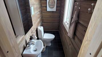 Cabin, 3 Bedrooms, Sauna | Bathroom