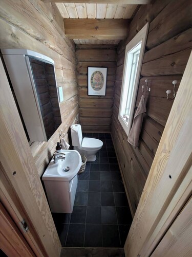 Beautiful Classic Cabin With Sauna and hot tub