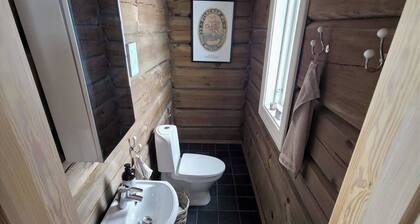 Beautiful Classic Cabin With Sauna and hot tub