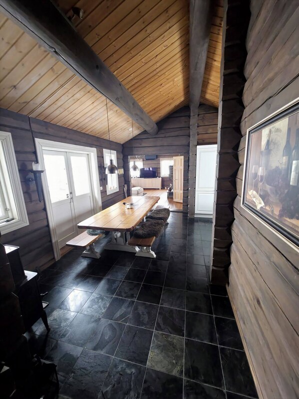 Cabin, 3 Bedrooms, Sauna | Dining