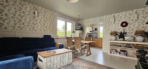 House | Living room - 10-guest Holiday Villa With Private Pool (Szemud)