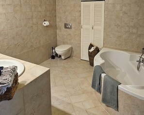 House | Bathroom - 10-guest Holiday Villa With Private Pool (Szemud)