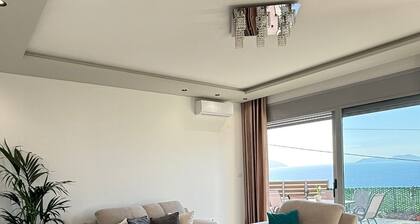 Cozy Family Villa close to the beach!