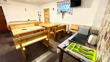 Apartment | Dining