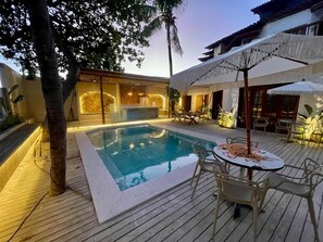 Piscina a l'aire lliure 