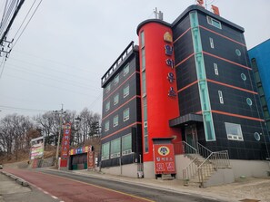 Basic Room, Ocean View | Exterior - Hillhouse (Incheon)