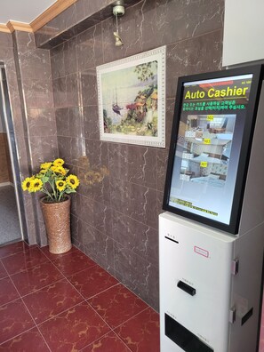 Interior - Hillhouse (Incheon)