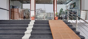 Deluxehotel Grand Suman