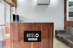 Rumah | Resepsionis