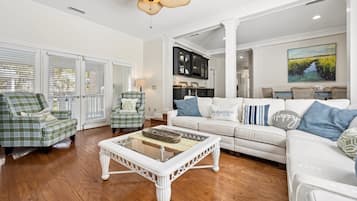 Villa, 3 habitaciones | Área de sala de estar