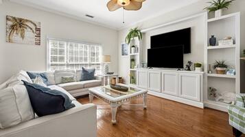Villa, 3 Bedrooms | Living area