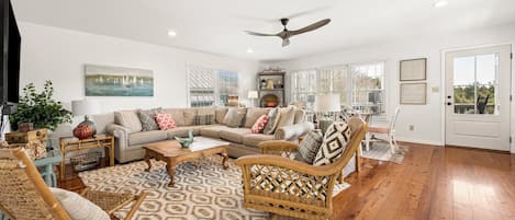 Casa, 5 habitaciones | Área de sala de estar