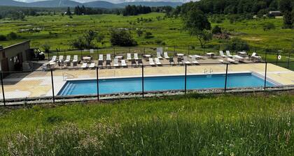 Cozy Canaan Valley Cabin