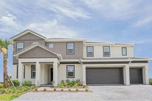 Exterior - 15BR w/ Game Room, Themed Rooms & Pool (Kissimmee)