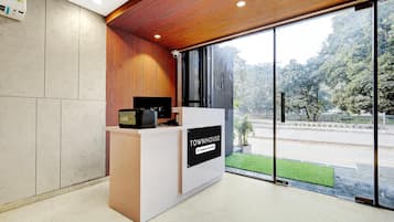 House | Reception