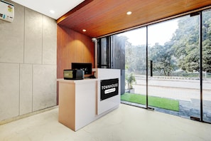 House | Reception
