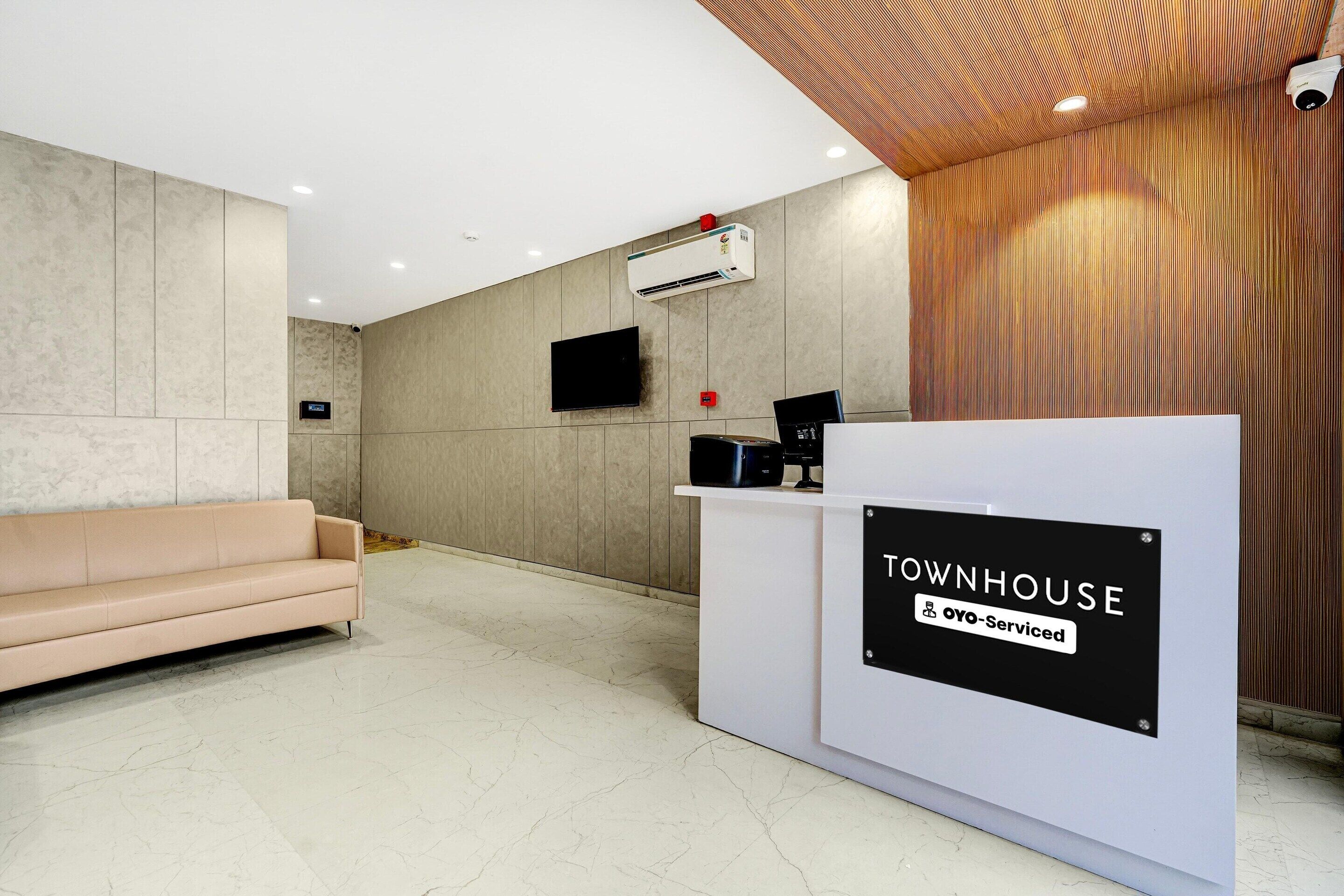 House | Reception