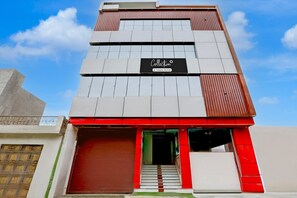 House | Exterior - Deluxe Collection O Subedarganj (Phulpur)
