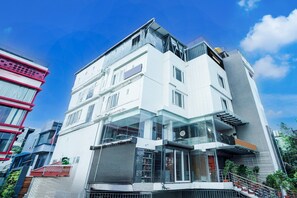House | Exterior - Deluxeonyx Hotel (Bengaluru)