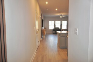 Interior - Modern Townhome • 17 mins from Augusta Masters (North Augusta)