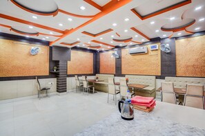 Dining - Suite Townhouse Bihar Sharif (Bihar Sharif)