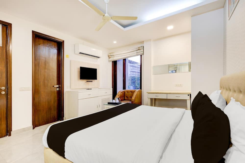 Super Townhouse T Block Sector 24