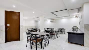 House | Dining