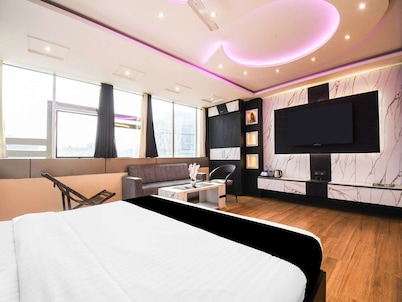 Super Deluxe Room Super Collection O Hirak Road Dhanbad