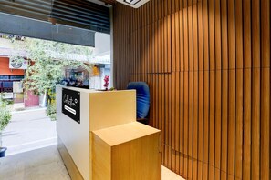 House | Reception - Deluxe Collection O Thousand Lights Chennai (Chennai)