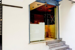 House | Reception - Deluxe Collection O Thousand Lights Chennai (Chennai)