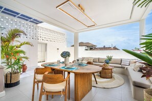 Luxury Villa, Pool View | Outdoor dining - Solari Aura Villa (Ungasan)