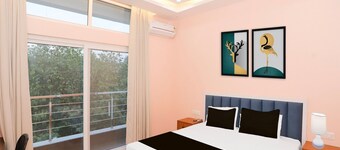 Townhouse Tender Village Seven Seas