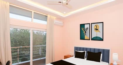 Townhouse Tender Village Seven Seas