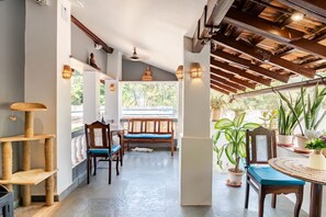 Dining - Casa Timothy Beachfront Boutique Villa By Niksu (Anjuna)