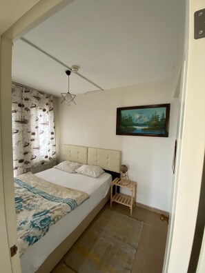 Basic Quadruple Room, Balcony