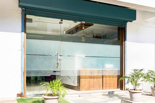 Super Collection O Ubale Nagar