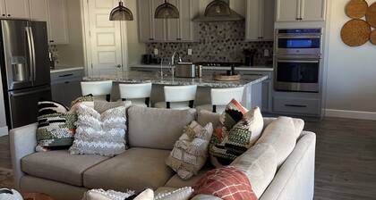 Trilogy Resort Home In charming Wickenburg, AZ