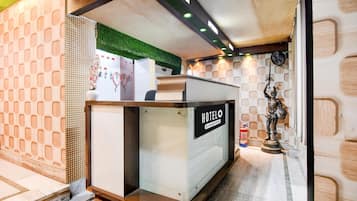 House | Reception