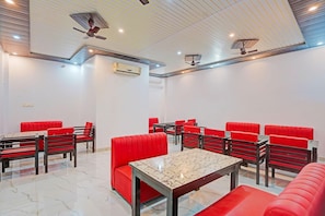 House | Dining - Townhouse Vikas Nagar Lucknow (Lucknow)