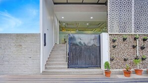 Rumah | Resepsionis