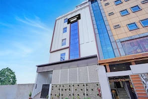 House | Exterior - Townhouse Vikas Nagar Lucknow (Lucknow)