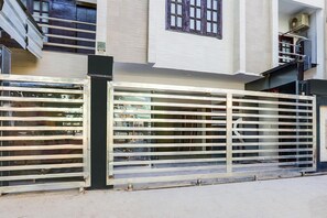 Reception - Deluxe Super Collection O Gol Park Atala (Prayagraj)