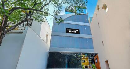 Super Townhouse OAK Banjara Hills