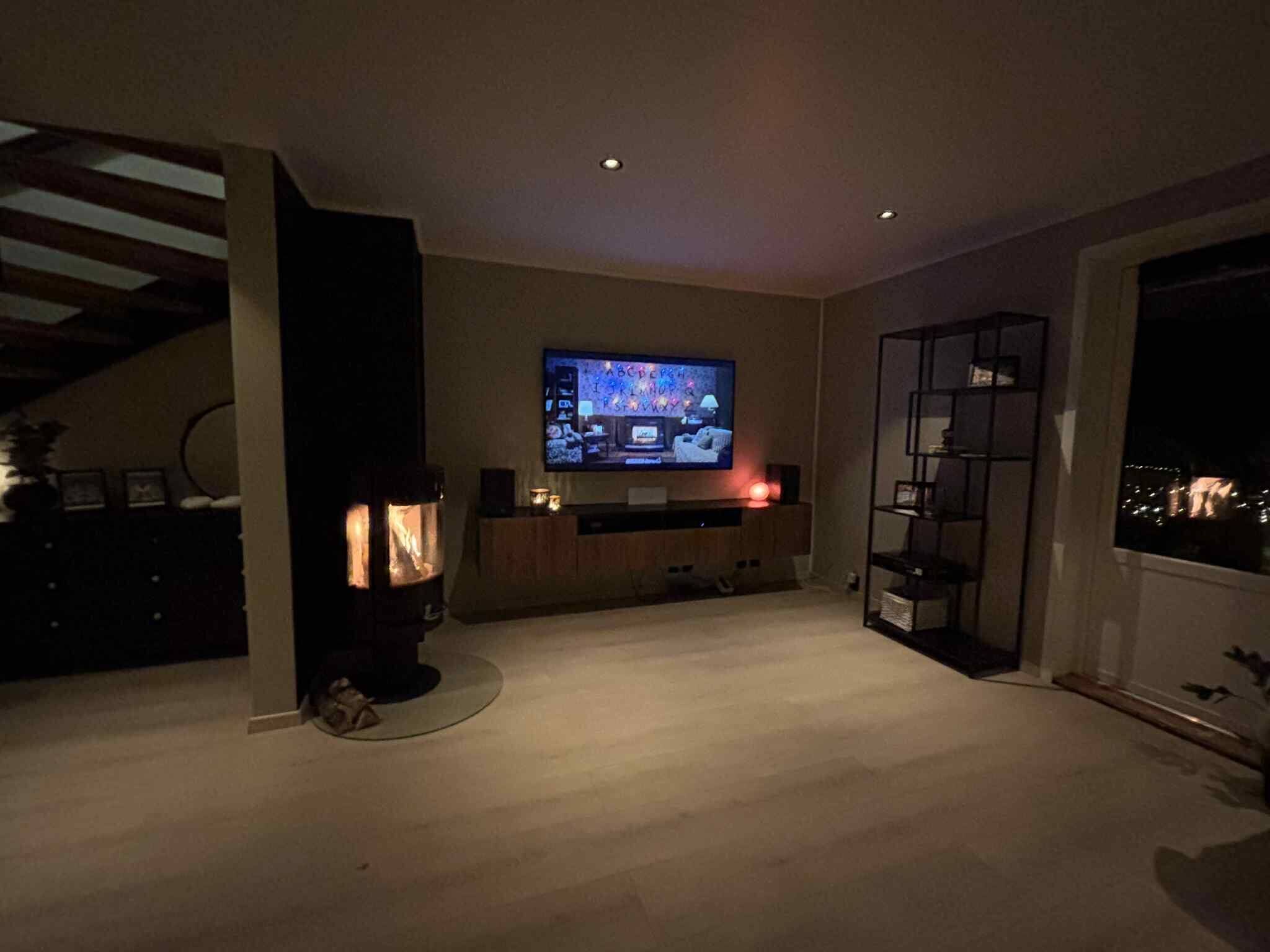 منزل - غرفتا نوم - بشرفة | غرفة المعيشة