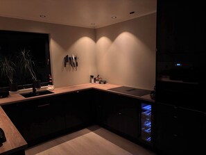 Hus, 2 soverom, balkong | Innvendig