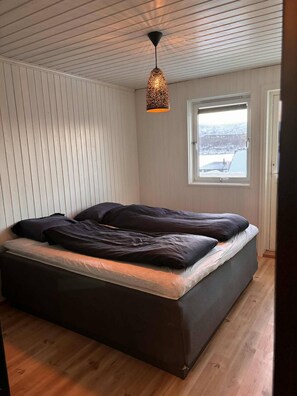 ハウス 2 ベッドルーム バルコニー